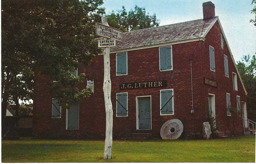 Luther Store